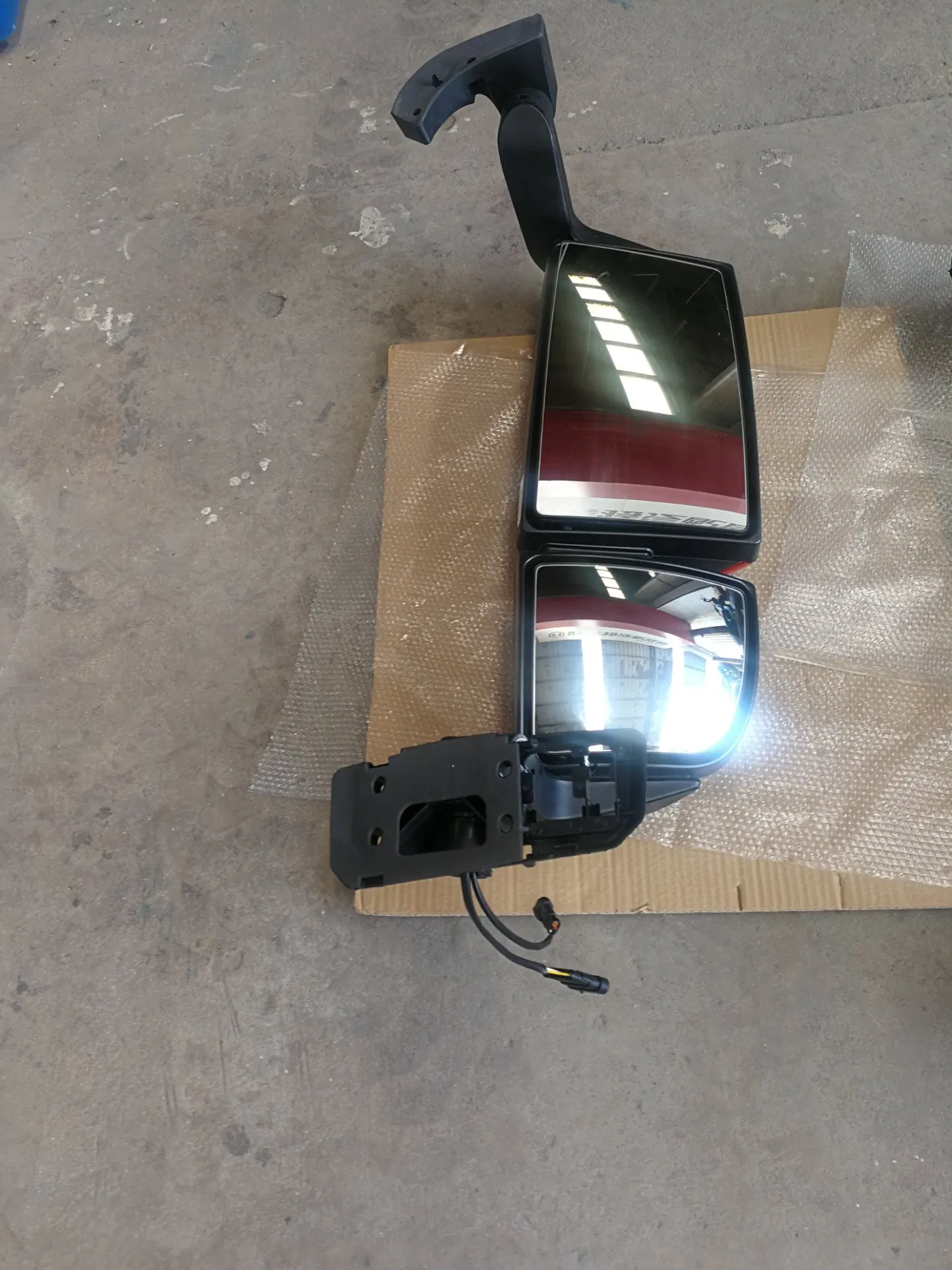 Sinotruk HOWO T7H Left Rearview Mirror Assembly