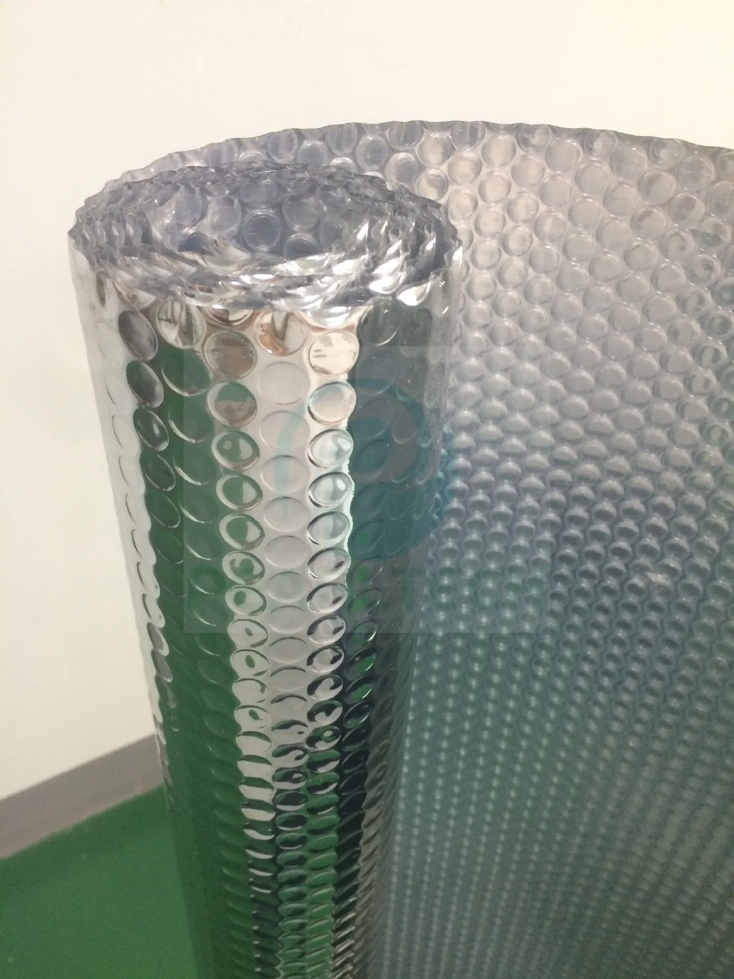 Bubble Laminated Metallized Film to Make Lined Bag
