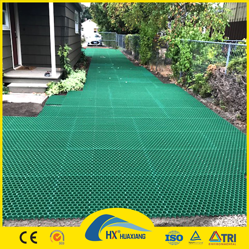 Manufacturer Price Customizable HDPE Plastic Grass Pavers for Parking