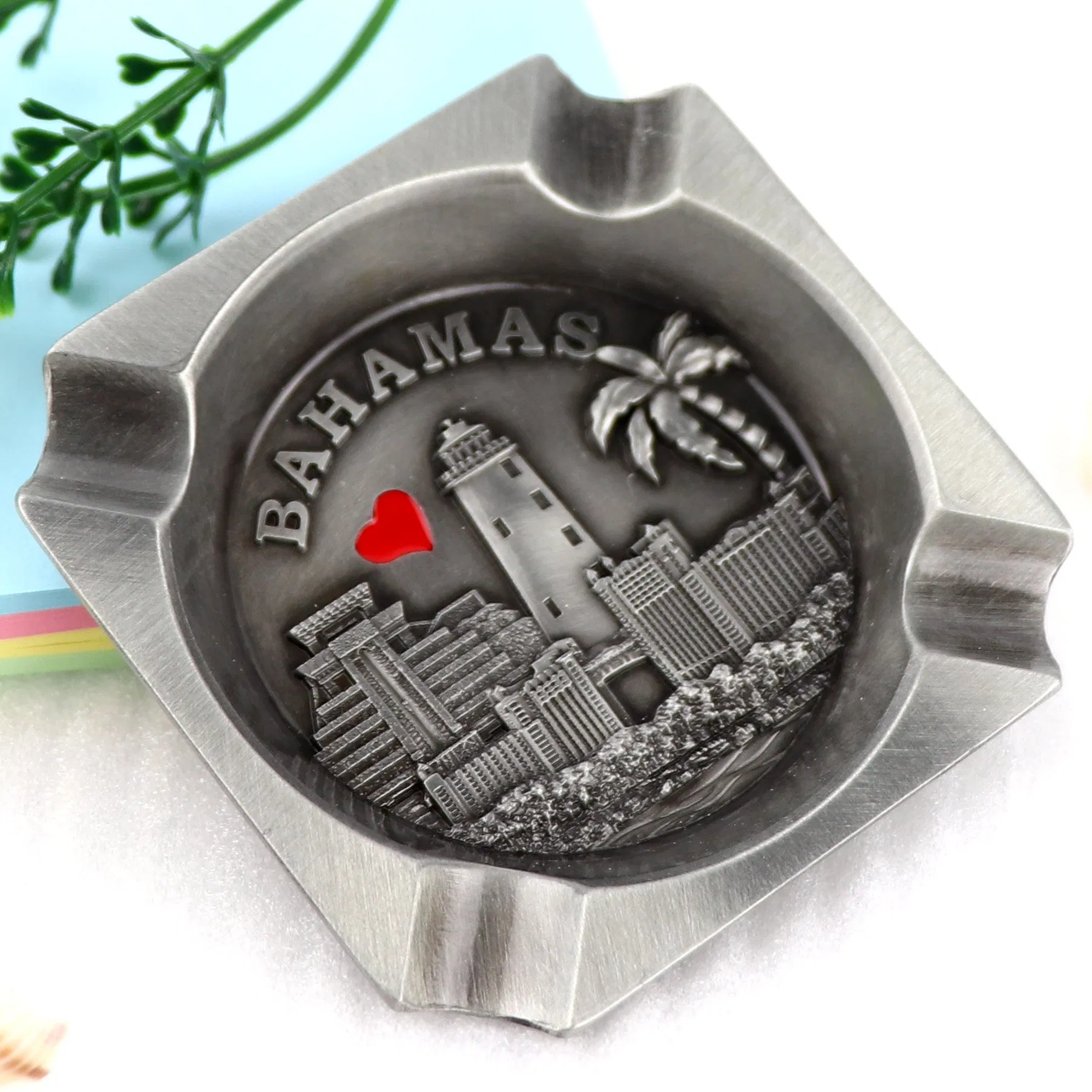 Factory Custom Logo Zinc Alloy Souvenir Cigarettes Cigars Metal Pocket Ashtray