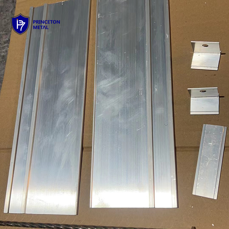 Minimalist Bendable Long Lasting Straight-Shape Landscape Edging for Flower Bed, Tree Rings