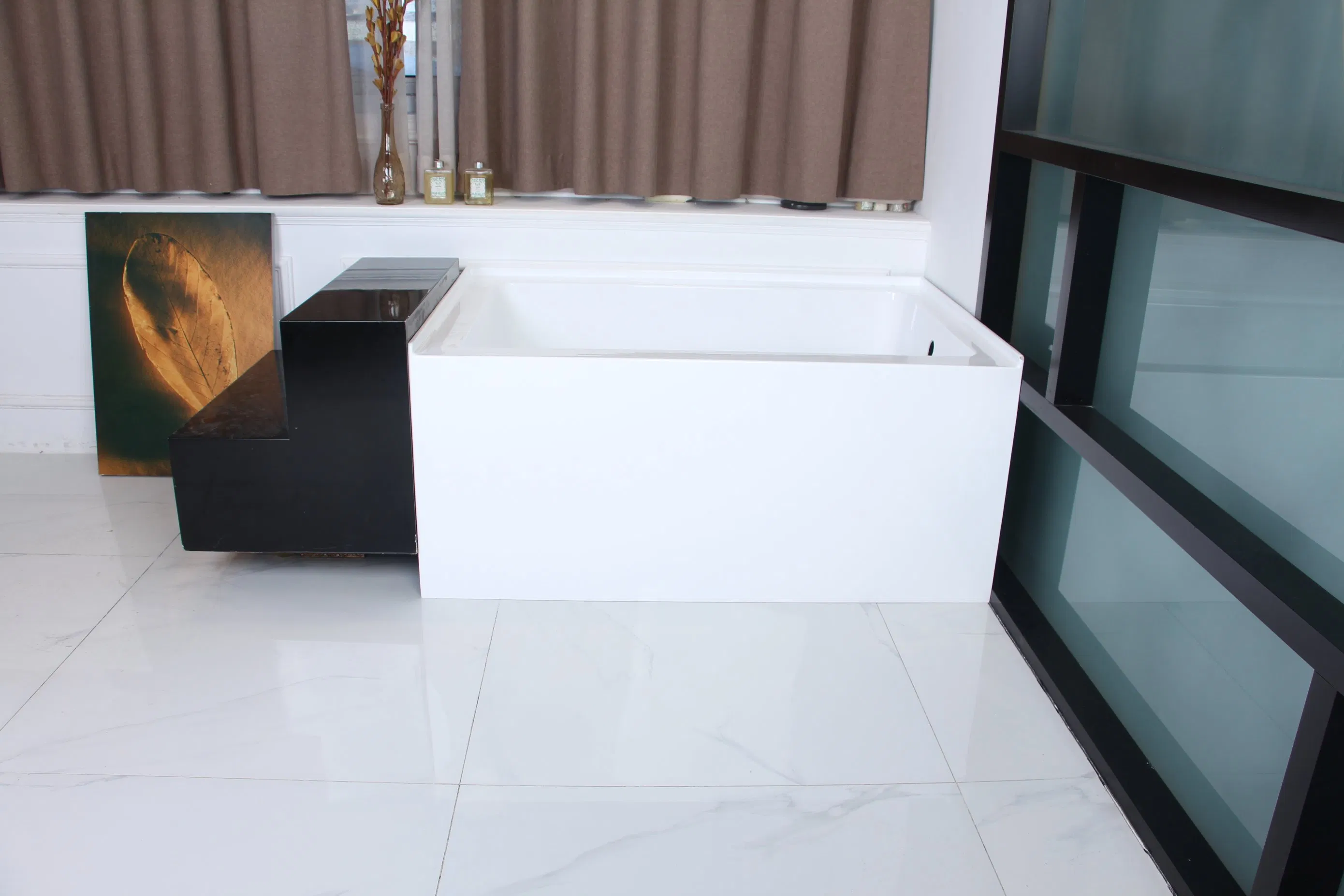 Угловая акриловая ванна Waltmal