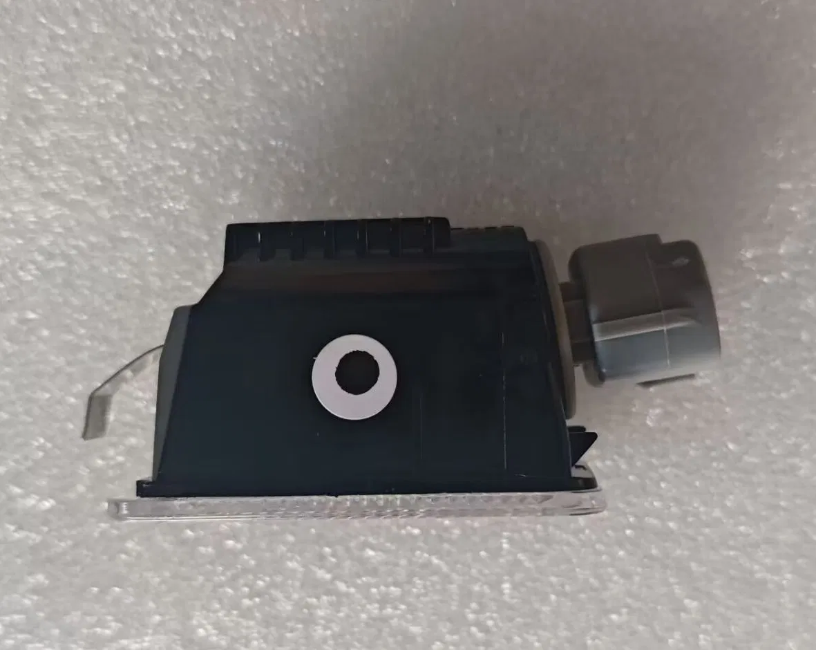 Фонарь подсветки номерного знака Maxus C00309677