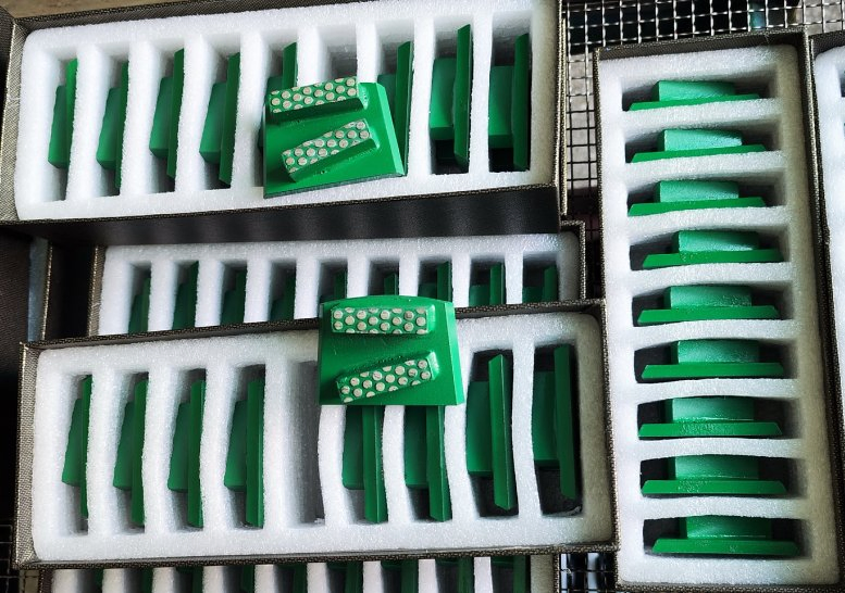 Алмазный сегментный диск для шлифовки бетона Blastrac Diamag