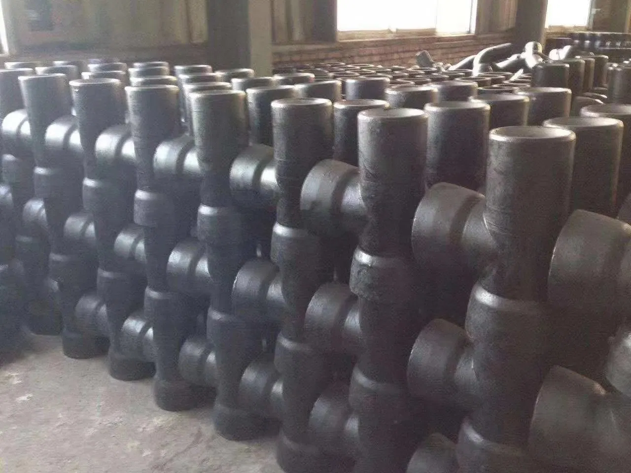 Strong Long-Lasting Ductile Iron Pipe Fittings for Industrial Use