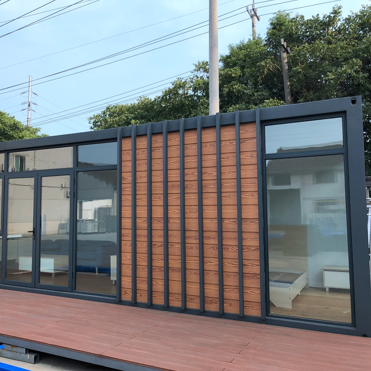 Fast Construction Apartment Swimming Pool Cover Solid Sheet Wood Houses Prefabricated House Product