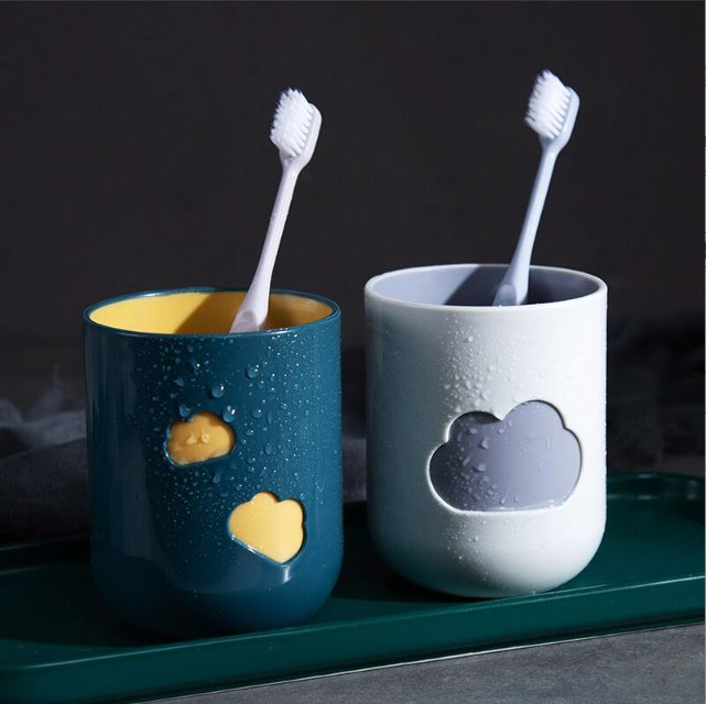 Factory Direct Creative Cloud Design Couple Toothbrush Cup Bathroom Accessories
