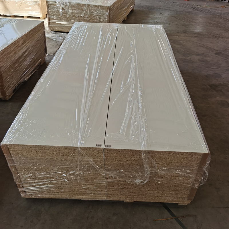 Factory Hot Sales Low-Cost Moisture Resistant Particle Panel Furniture Grade Particle Board