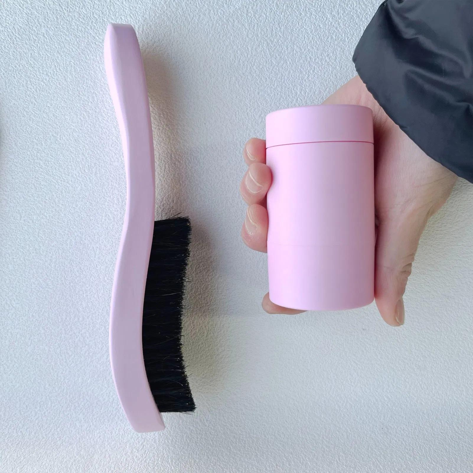 Custom Logo Anti-Flyaway Non Greasy Strong Hold Hair Styling Wax Smoothing Wood Handle Hair Brush