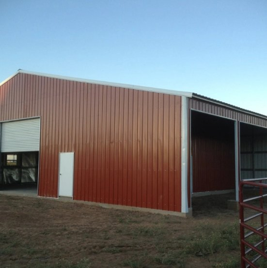 Lightweight Steel Structure Barn Hay Shed Farm Warehouse Insulated Kennel
