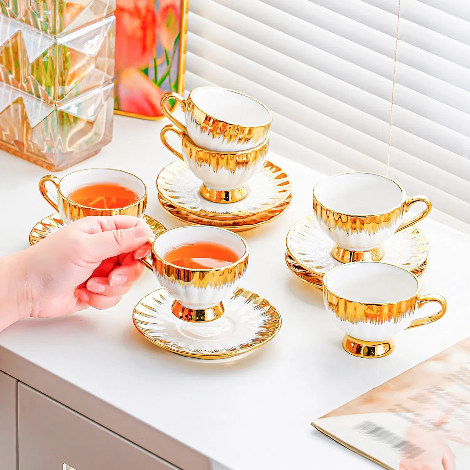 Чайный сервиз с позолотой, 100 мл, 1 шт.