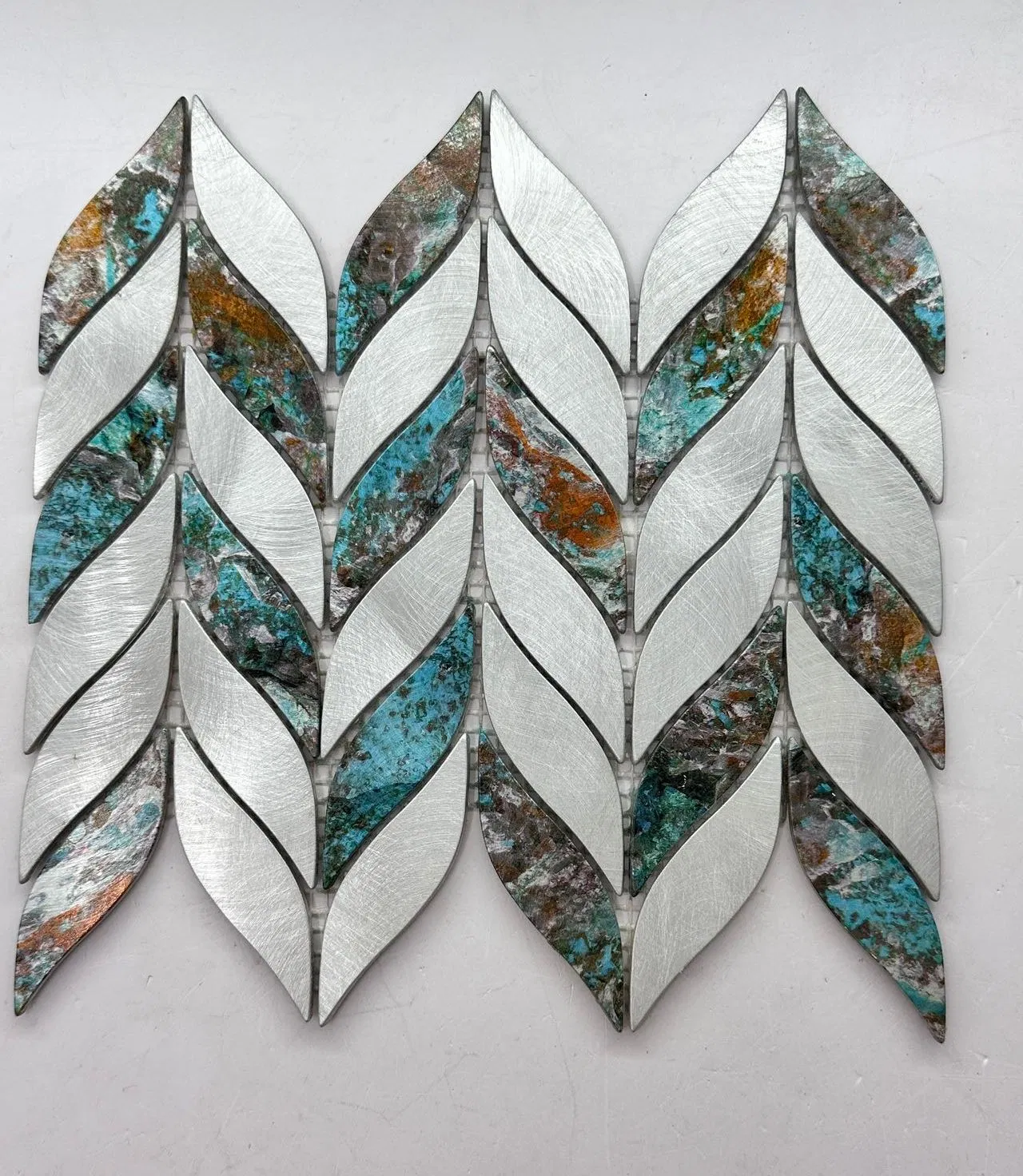 Modern Pattern Design Long Leaf Shaped Aluminum Mosaic for Bathroom & Kitchen Interior Wall Decor