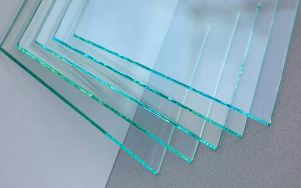 Low Thermal Expansion 3mm/6mm/10mm/15mm Flat/Curved Borosilicate Glass for Laboratory Equipment/Optics Price