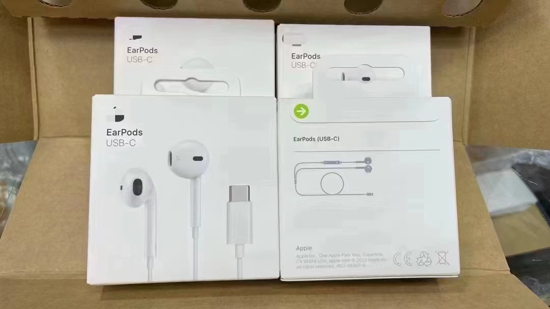 High Quality Mobile Phone Wired Earpods USB-C for iPhone 15 PRO Max