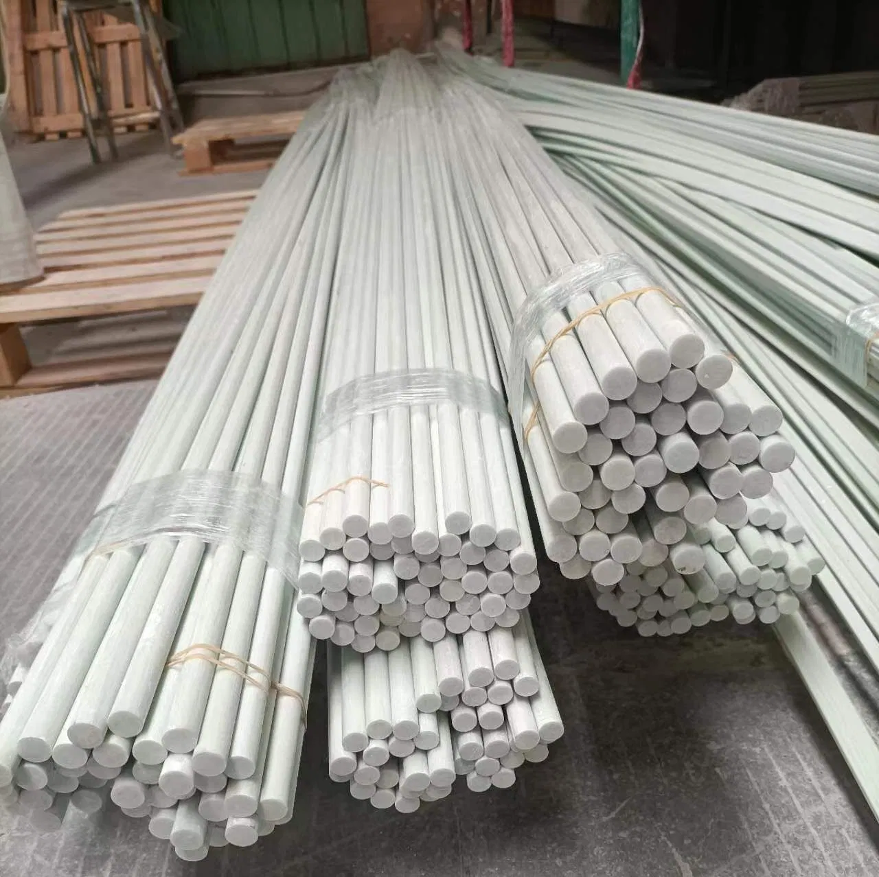 Factory Direct Solid Fiberglass Round Rods for Structural and Architectural