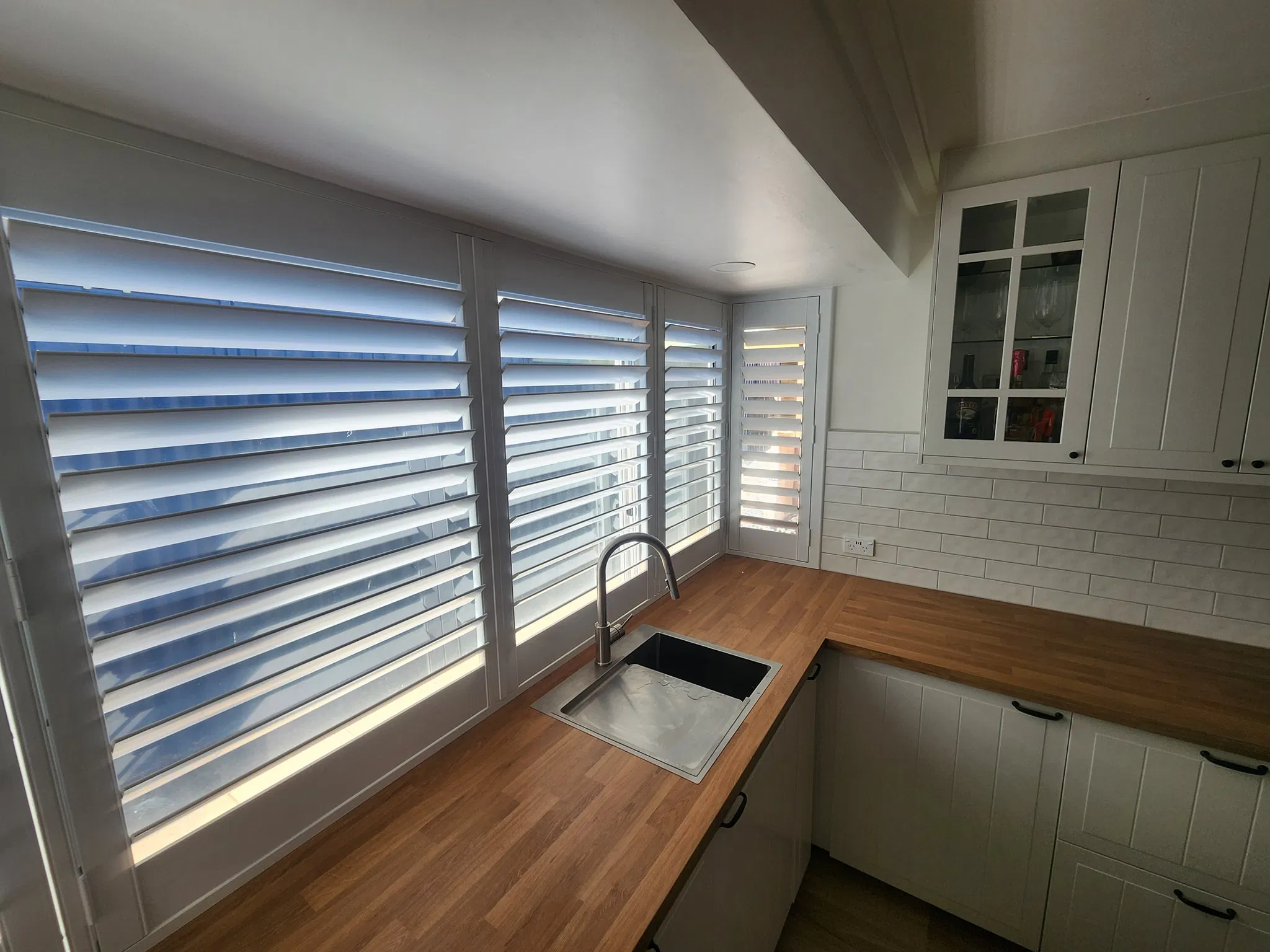 PVC Plantation Shutters for Indoor Home Sunshade Eco-Friendly PVC Windows Kitchen Room Windows Door