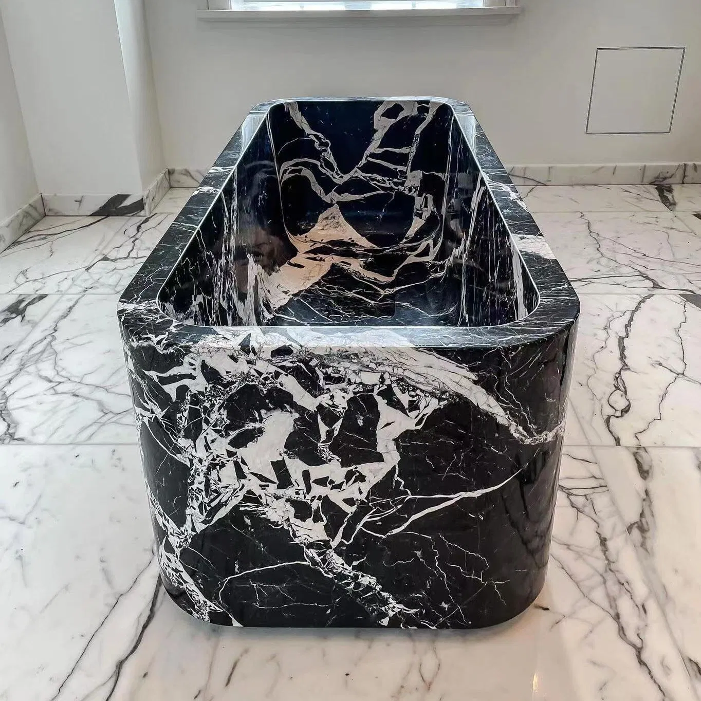 France Black Marble Noir Grand Antique Marble Tub