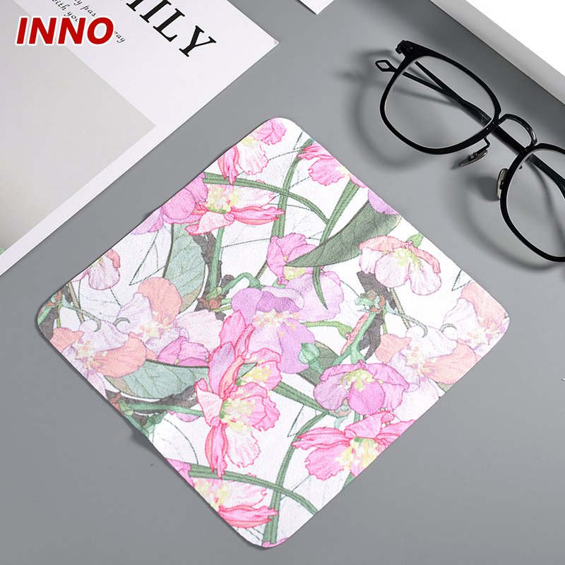 Inno-B04 Faux-Suede Colorful Lens and Screen Cleaning Cloth; High-Quality Microfiber Eyewear Cloth