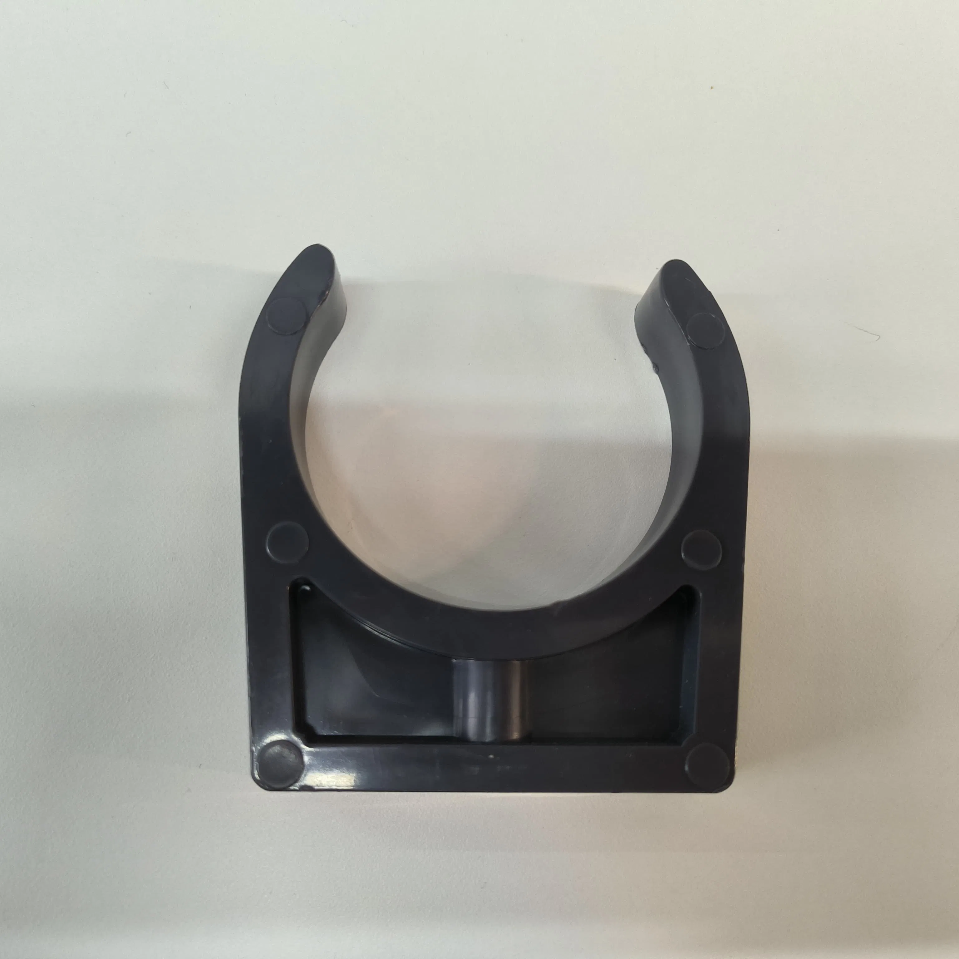 Good Quality DIN 8063 UPVC/PVC Pipe Fittings Bracket Clip Clamp Pn16 for Water Supply