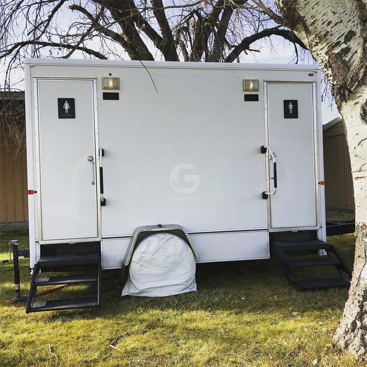 Portable Shower Trailer Restroom Toilet Trailer for Sale Portable Restroom Toilet