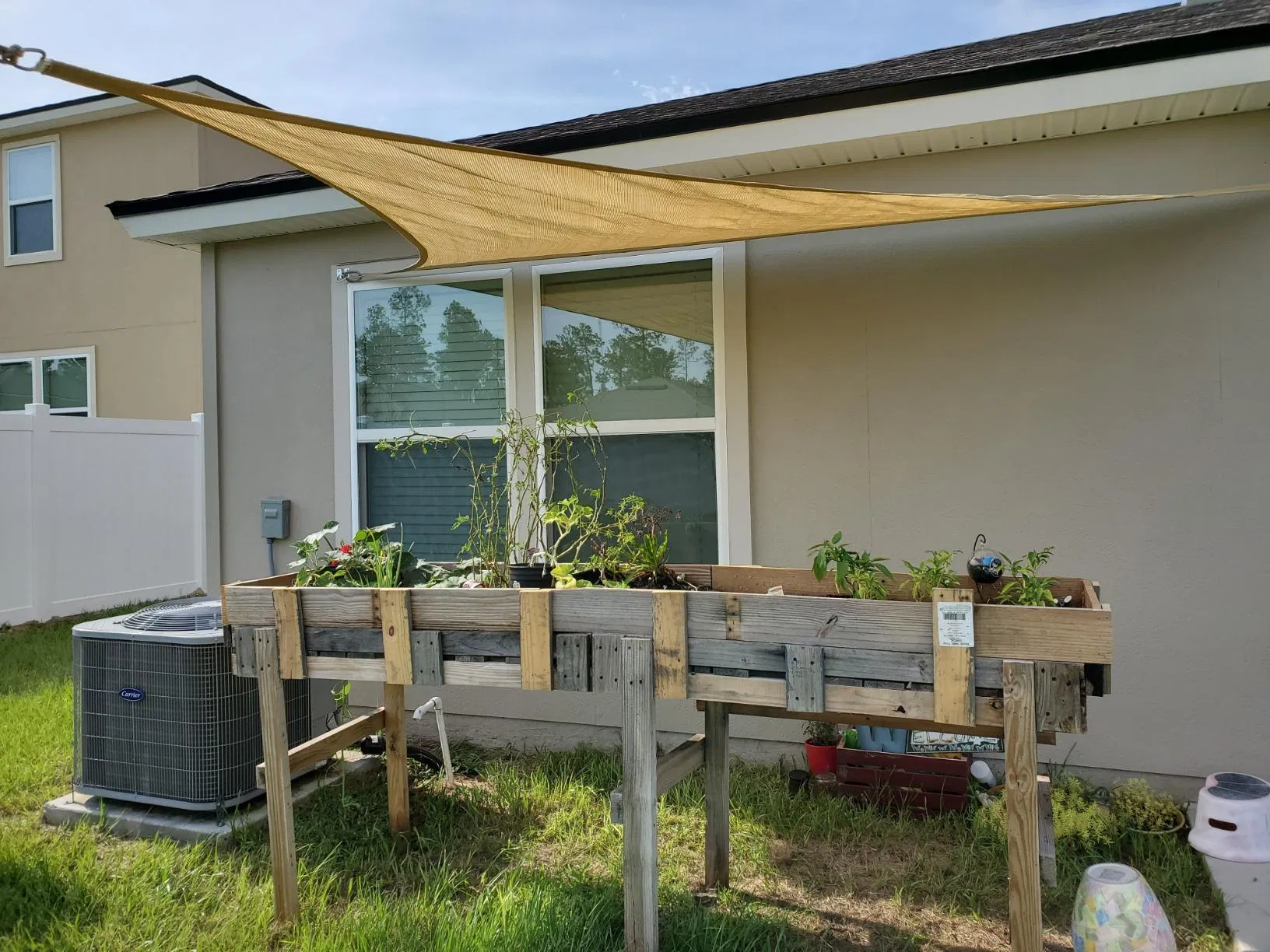 High-Quality UV Protection Shade Sail for Gardens and Decks