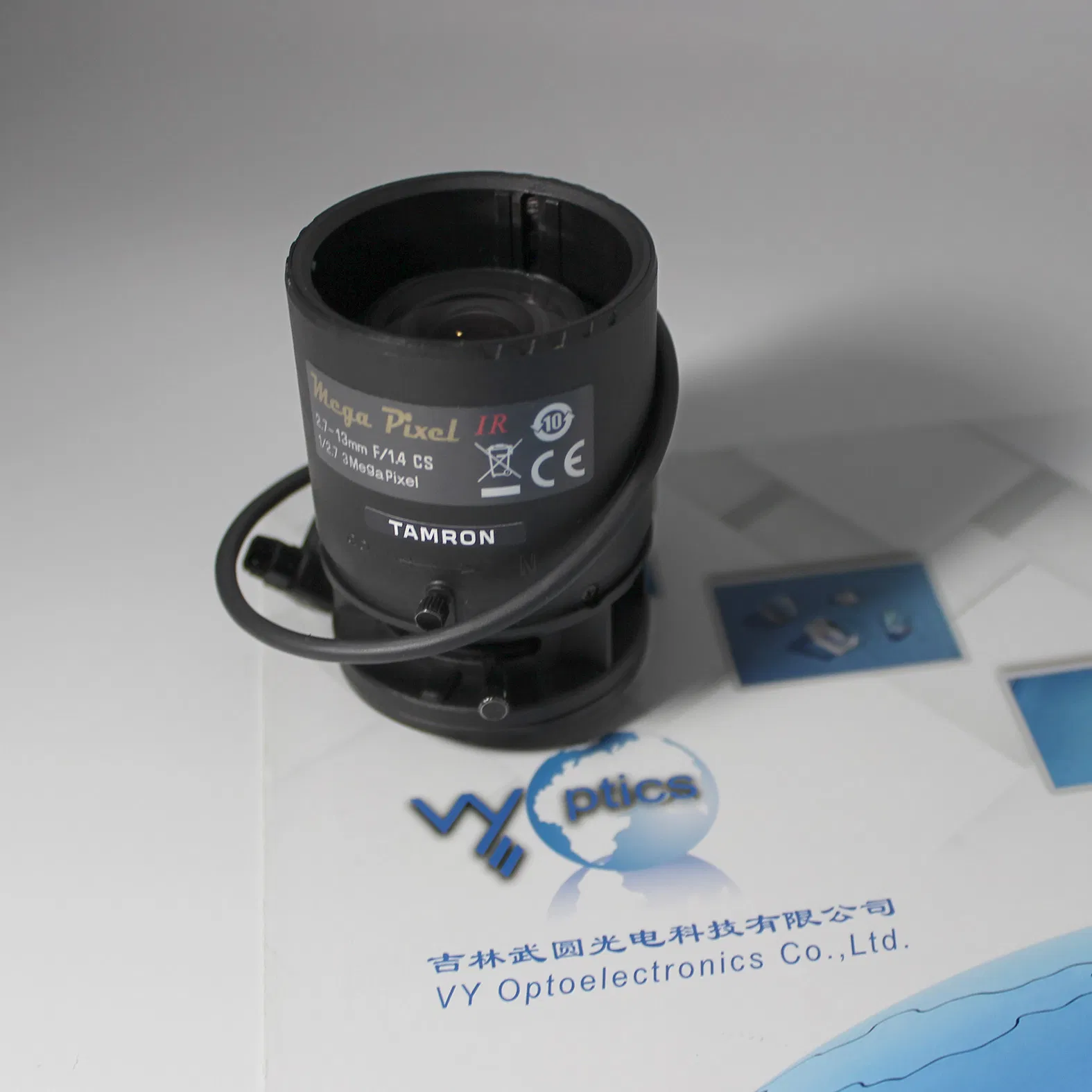 Объектив Tamron для портрета и пейзажа