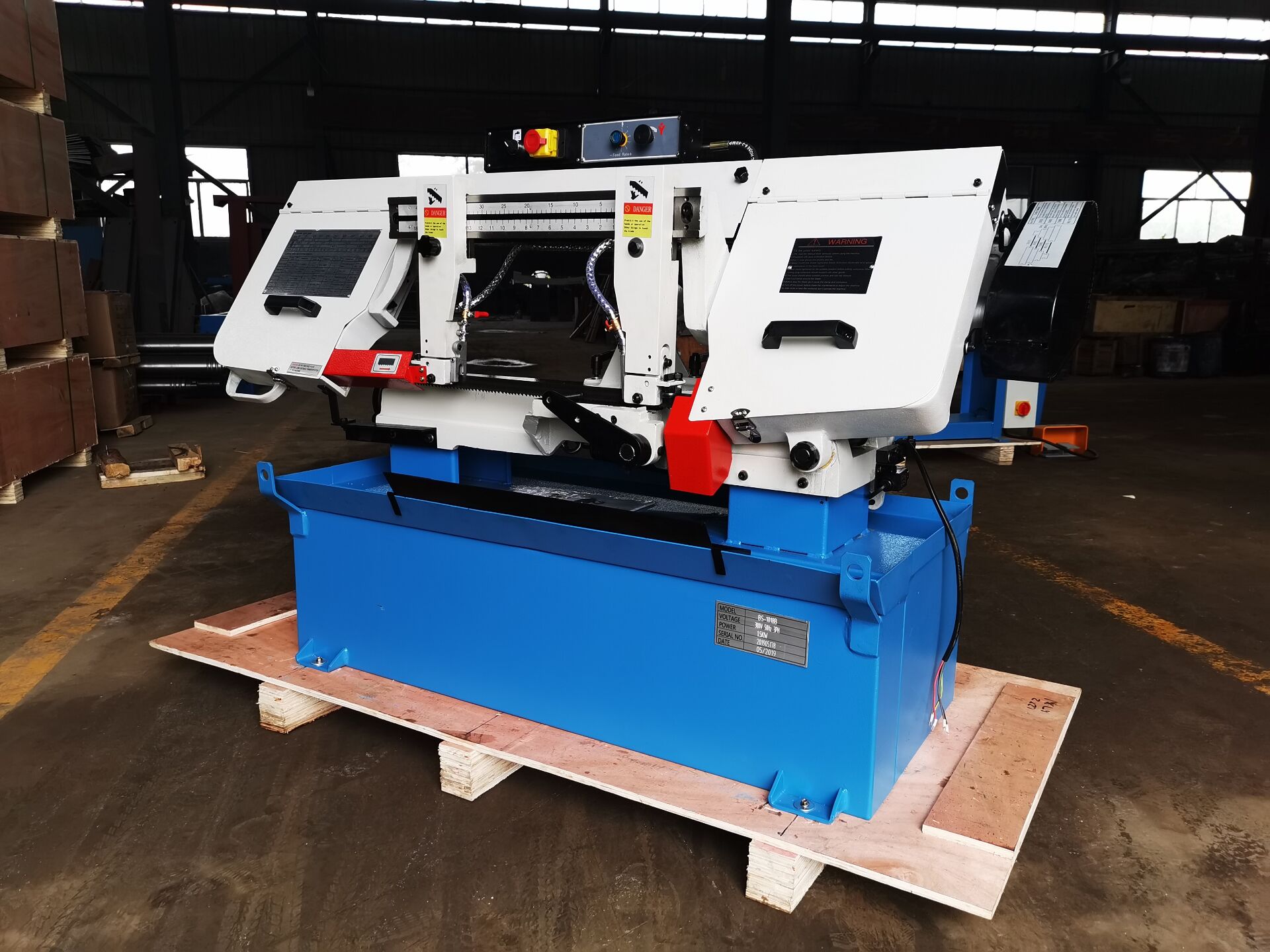 Ленточная пила по металлу BS1018B