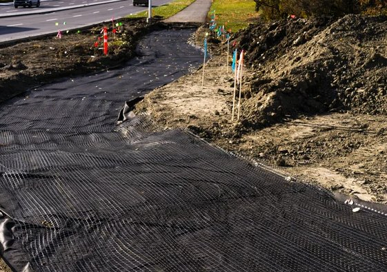 Black White High Strength and Durability PP/Pet Non-Woven Geotextile for Highway Railway Foundation