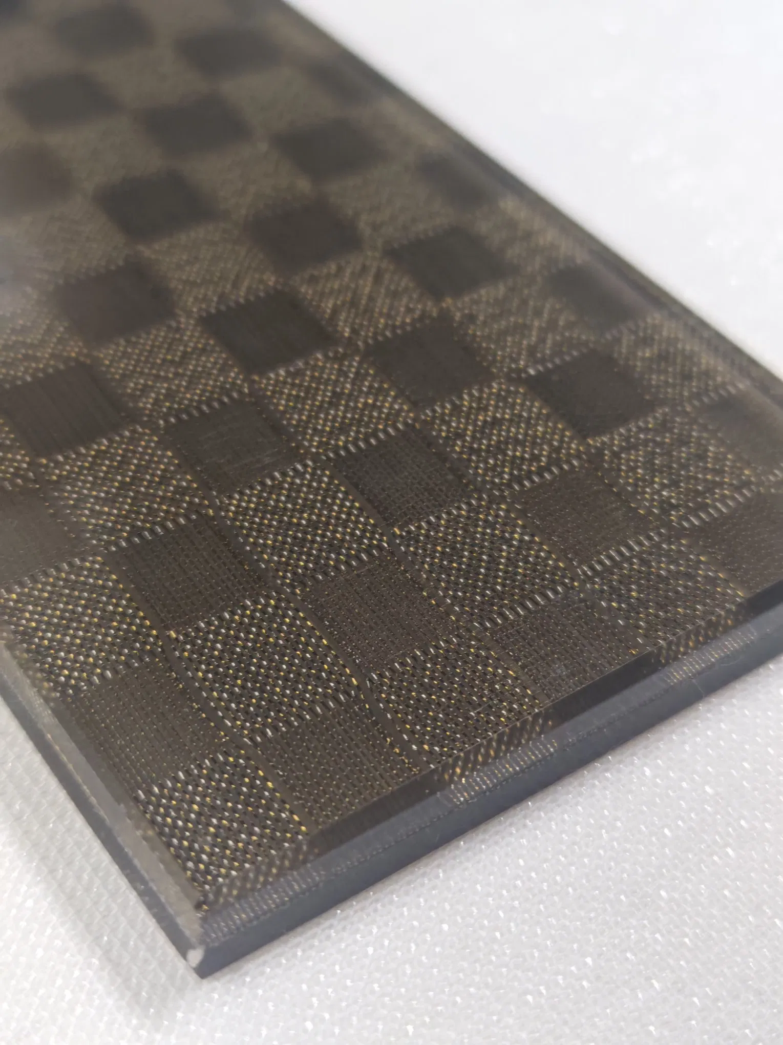 Premium Laminated Glass for Enhanced Safety and Style