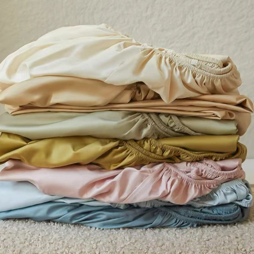 Factory Customised Lycell Bamboo Fibre Ice Silk Bed Sheet Bedding Four-Piece Set