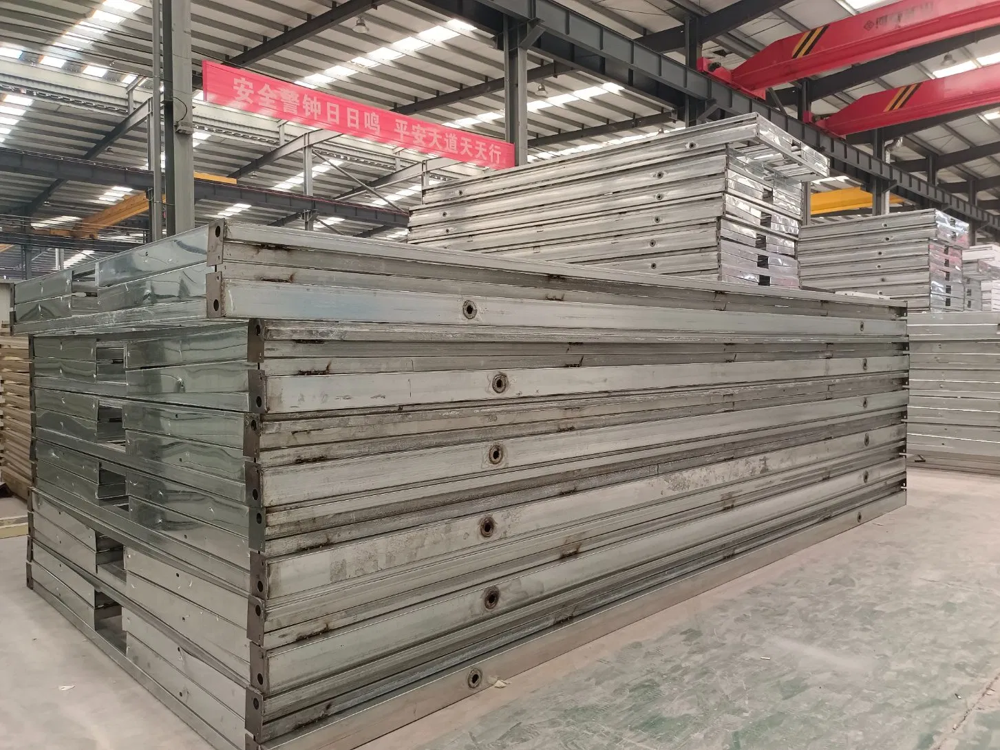 Workers' Quarters Prefabricated Office Container for Demountable Cheap Home Prefab House Cottages Container House Office Dormitory Manufacturer Price