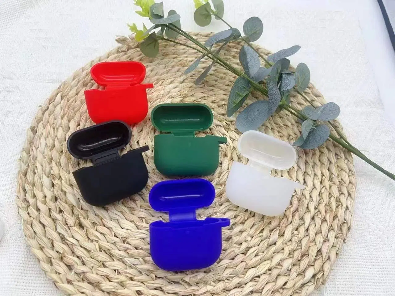 Low Price Wholesale 360 Degree Protective Silicone Case Cover for 2025 Apple Airpods 4