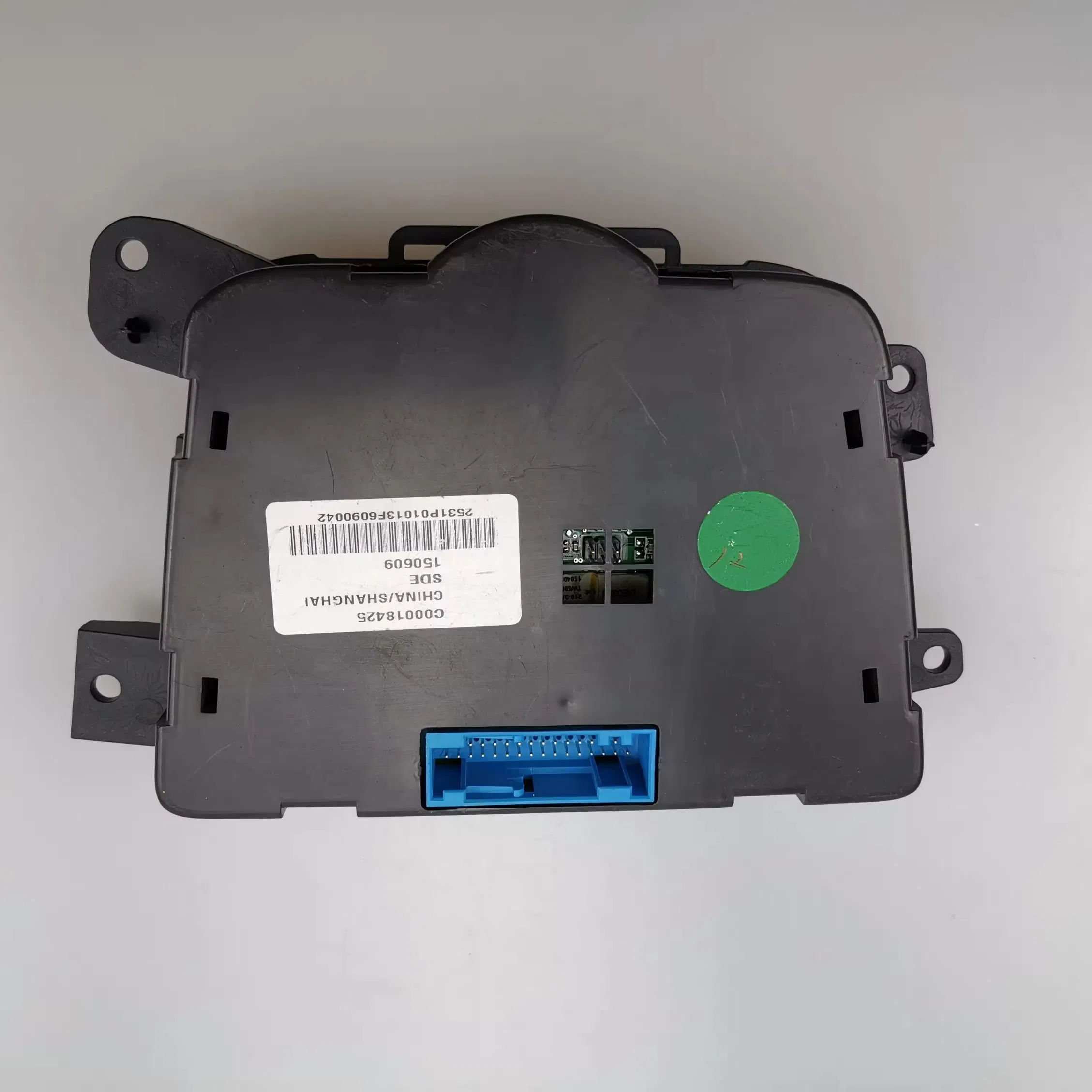 Панель управления кондиционером Saic Maxus G10