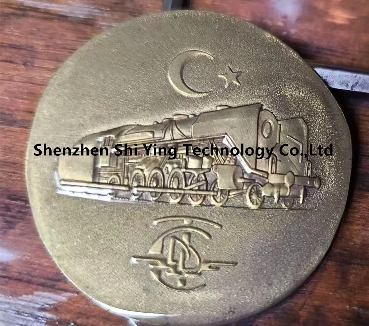 Antique Retro Vintage Railroad Silver Train Embossed Pocket Watch with Chain