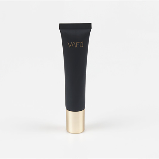 Radiant Skin Concealer for Flawless Coverage and Lasting Glow