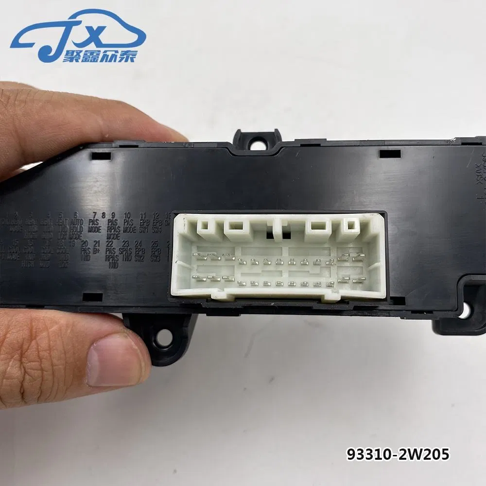 Выключатель стеклоподъемника Hyundai Santa Fe DM IX45