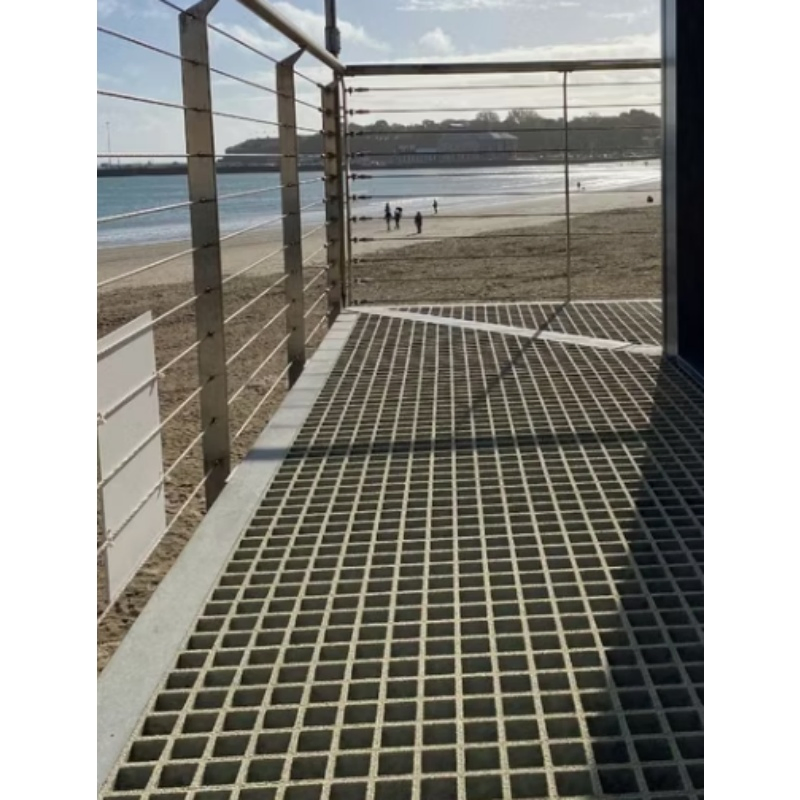 High-Quality Gritted Surface Anti-Slip FRP/GRP Composite Fiberglass Grating in Hot Selling