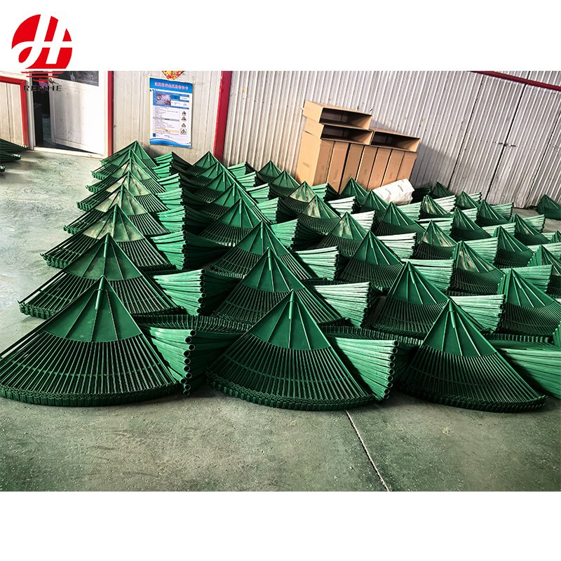 Premium Plastic Garden Rake with Durable Wooden Handle for Gardening