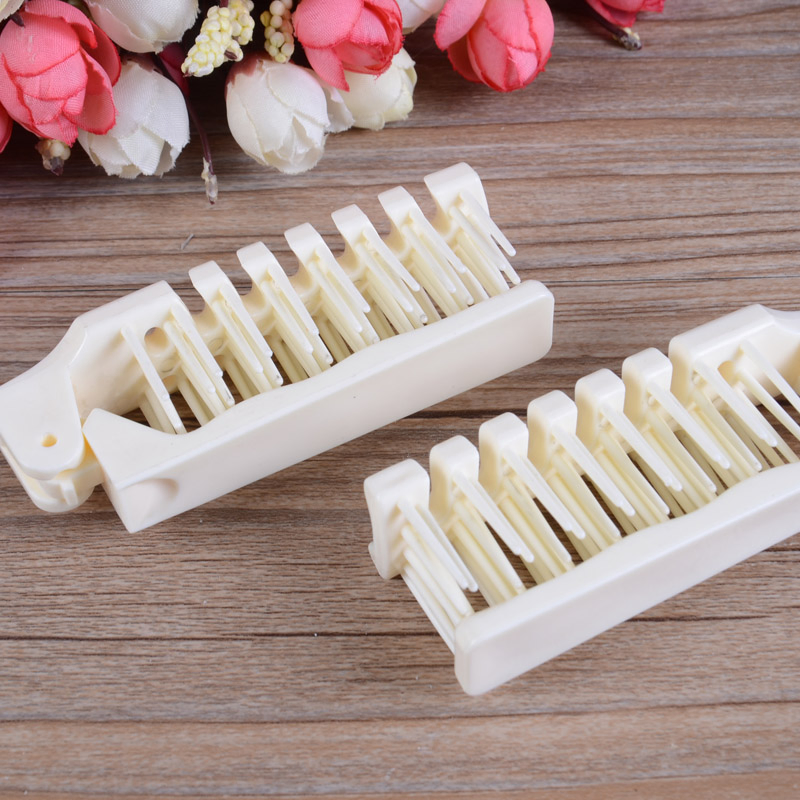Fold Hair Comb, Travel Hotel Use Plastic Comb /Disposable Portable Comb Hotel Supply