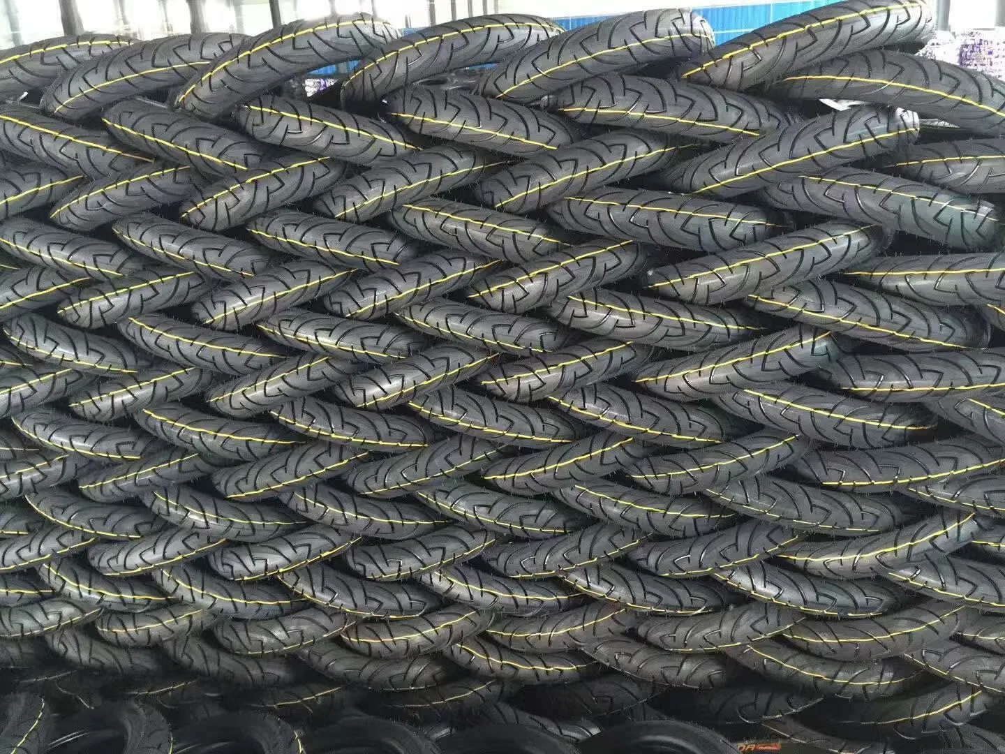 Передняя шина для мотоцикла 2.75-17, 2.75-18, 3.00-16, 3.00-17, 3.00-18