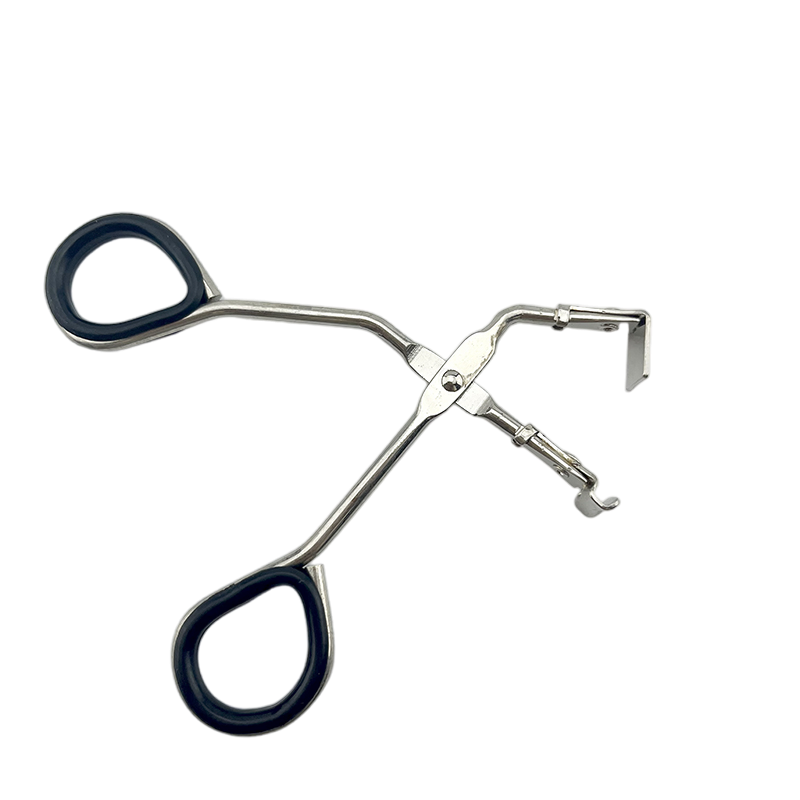 OEM Manual Professional Carbon Steel Eyelash Curler for Natural Luscious Effect