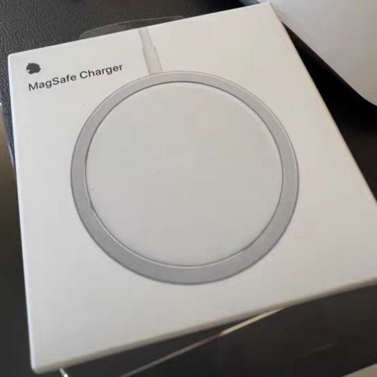 High Quality 15W Magsafe Charger Magnetic Wireless Charger