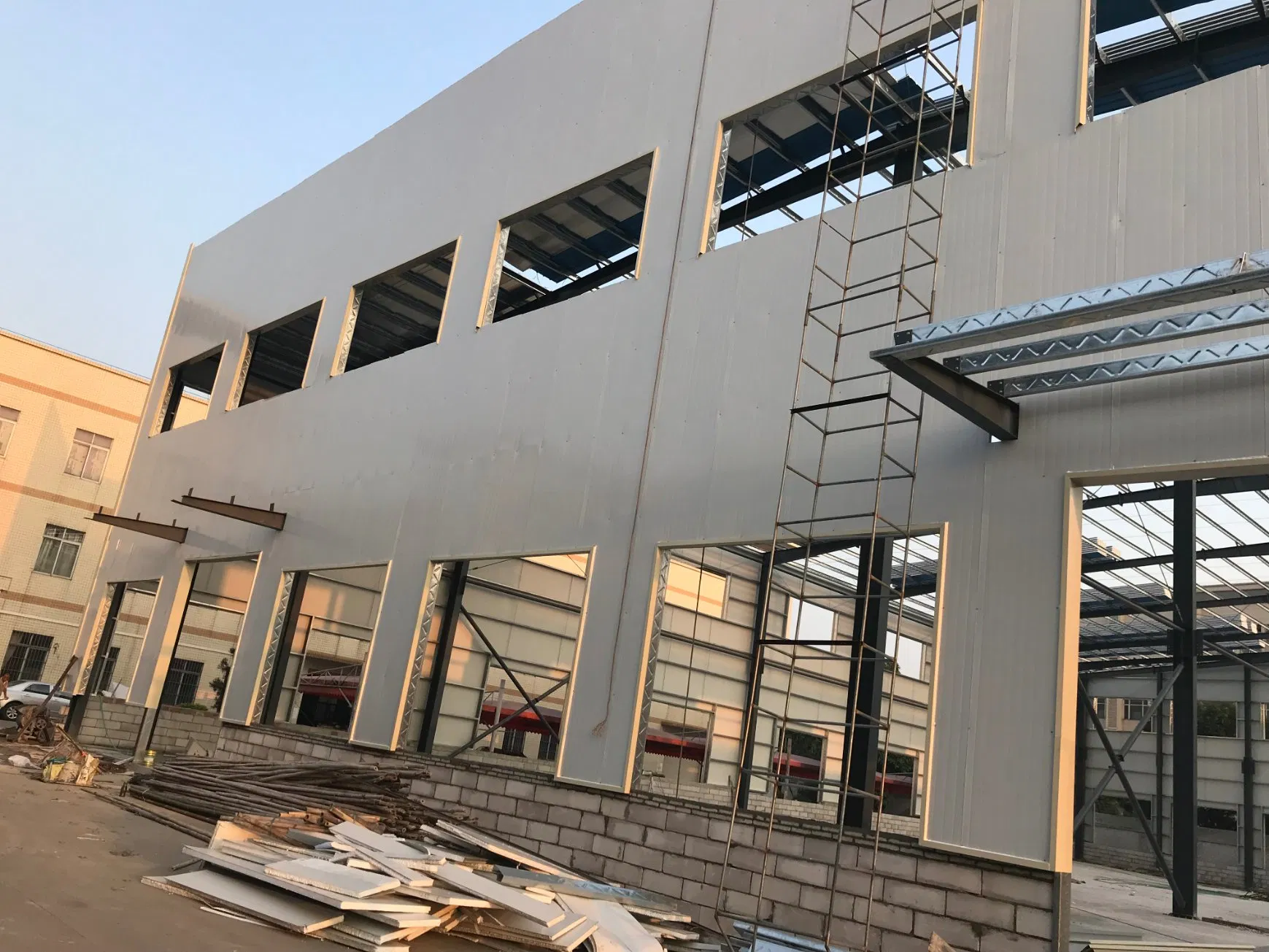 Customized Design Galvanized Corrugated Roofing Sheet Large Span Building Construction Steel Structure House