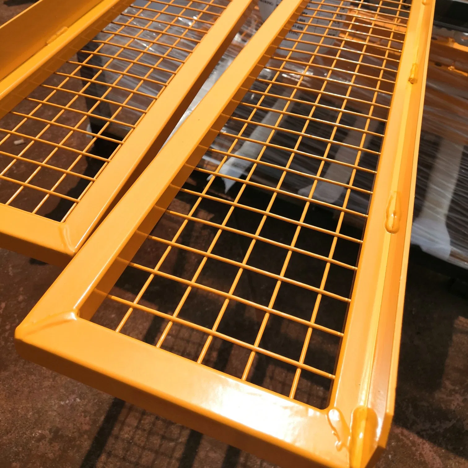 Non-Standard Customized Light Steel Structure Minging Security Mesh Guard Fence