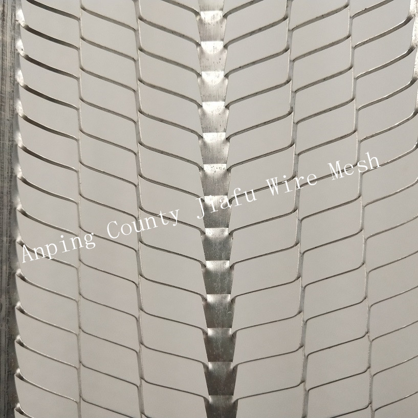 0.6m Width Galvanized Metal Rib Lath Has V Ribs and Greater Tensile Strength