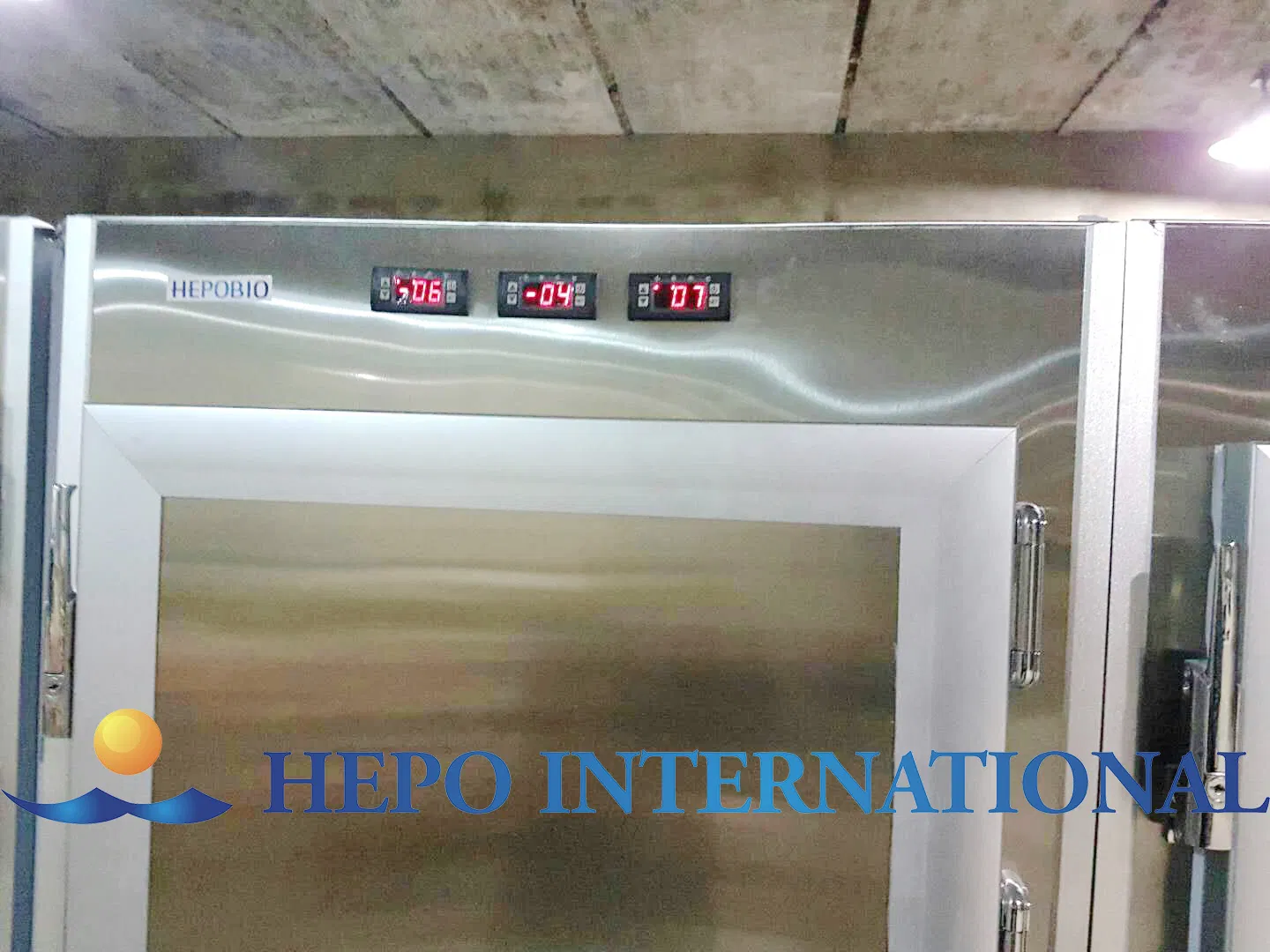 1 to 6 Bodies Stainless Steel Medical Corpse Freezer Mortuary Freezer