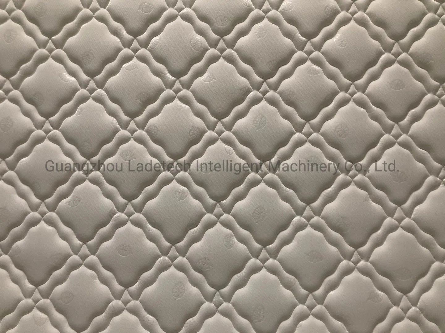 LDT-QTF01 Multineedle Mattress Topper Knitted Quilted Fabric