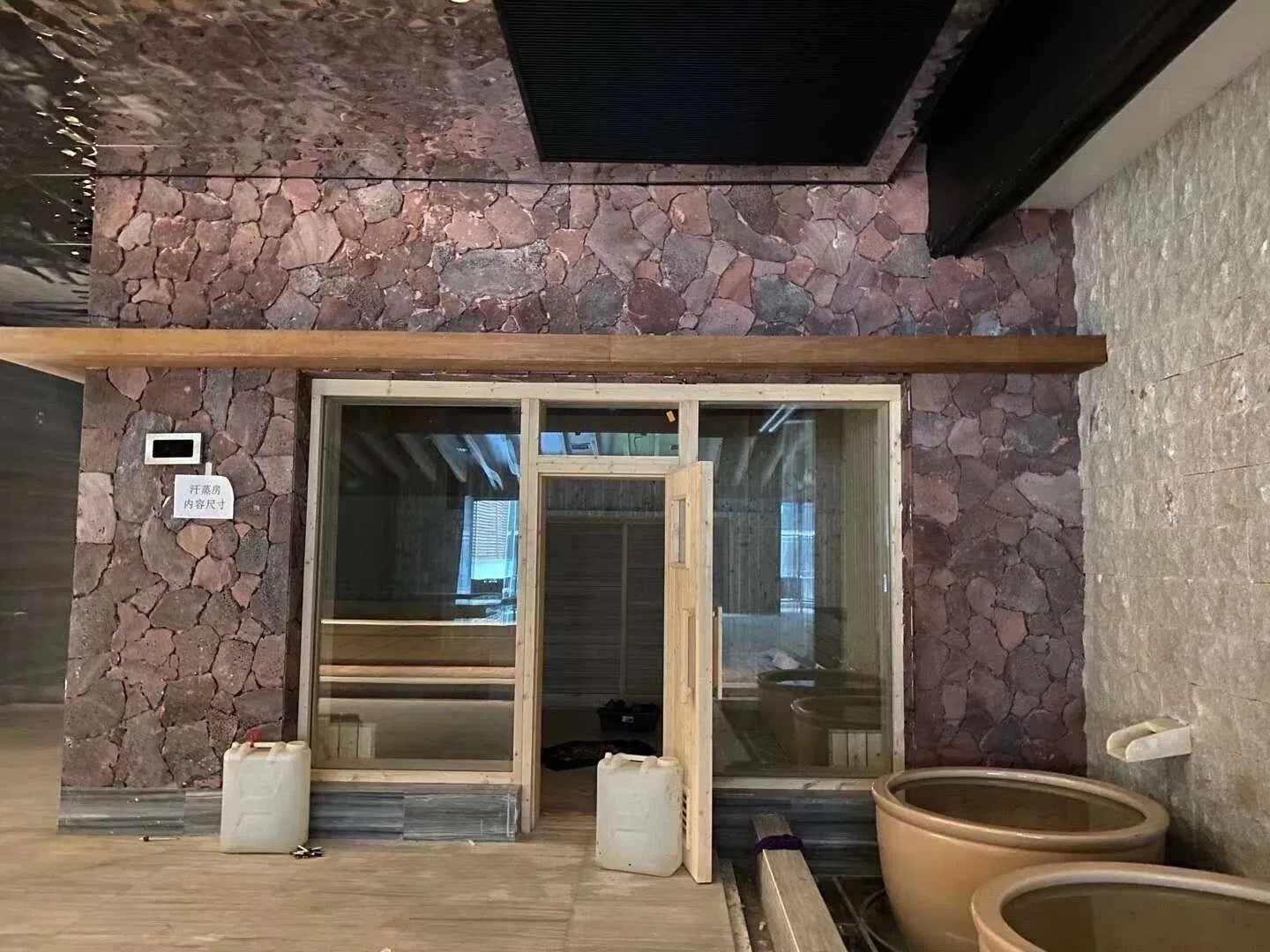 Exterior Wall Cladding Decorative Natural Red Volcanic Lava Stone Tiles with Matt Finish Split Surface