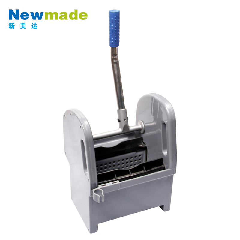 32L Down Press Single Mop Wringer Trolley