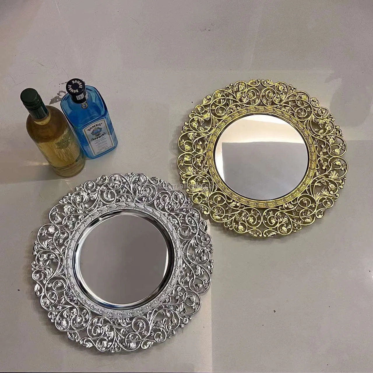 13" Round Gold Charger Plates with Hollow out Rim for Dinner Plates Plastic Floral Plate Chargers for Wedding Party Event Decor